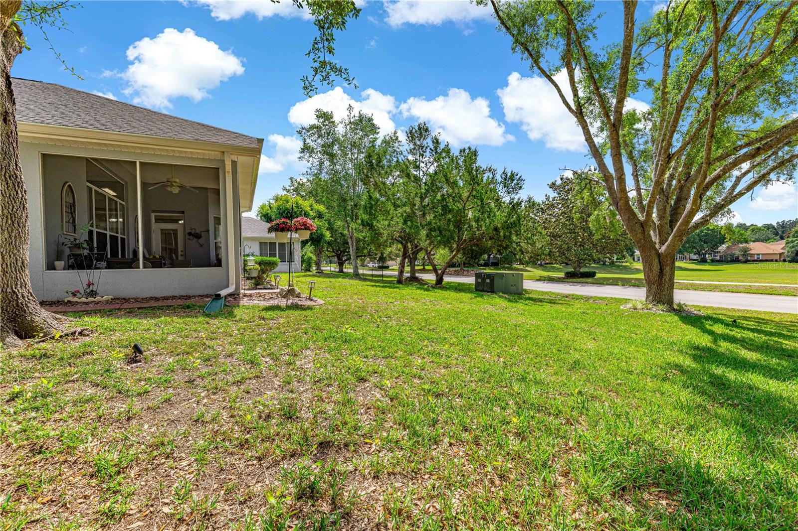 OAK RUN CRESCENT OAKS - Residential Lease