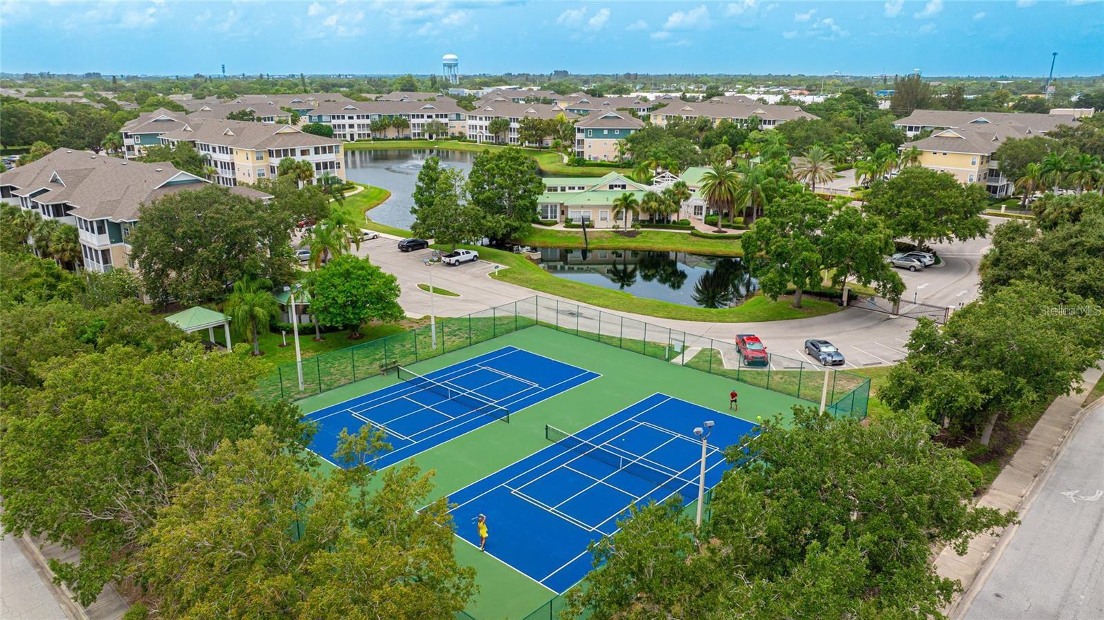 PALMS OF CORTEZ - Residential
