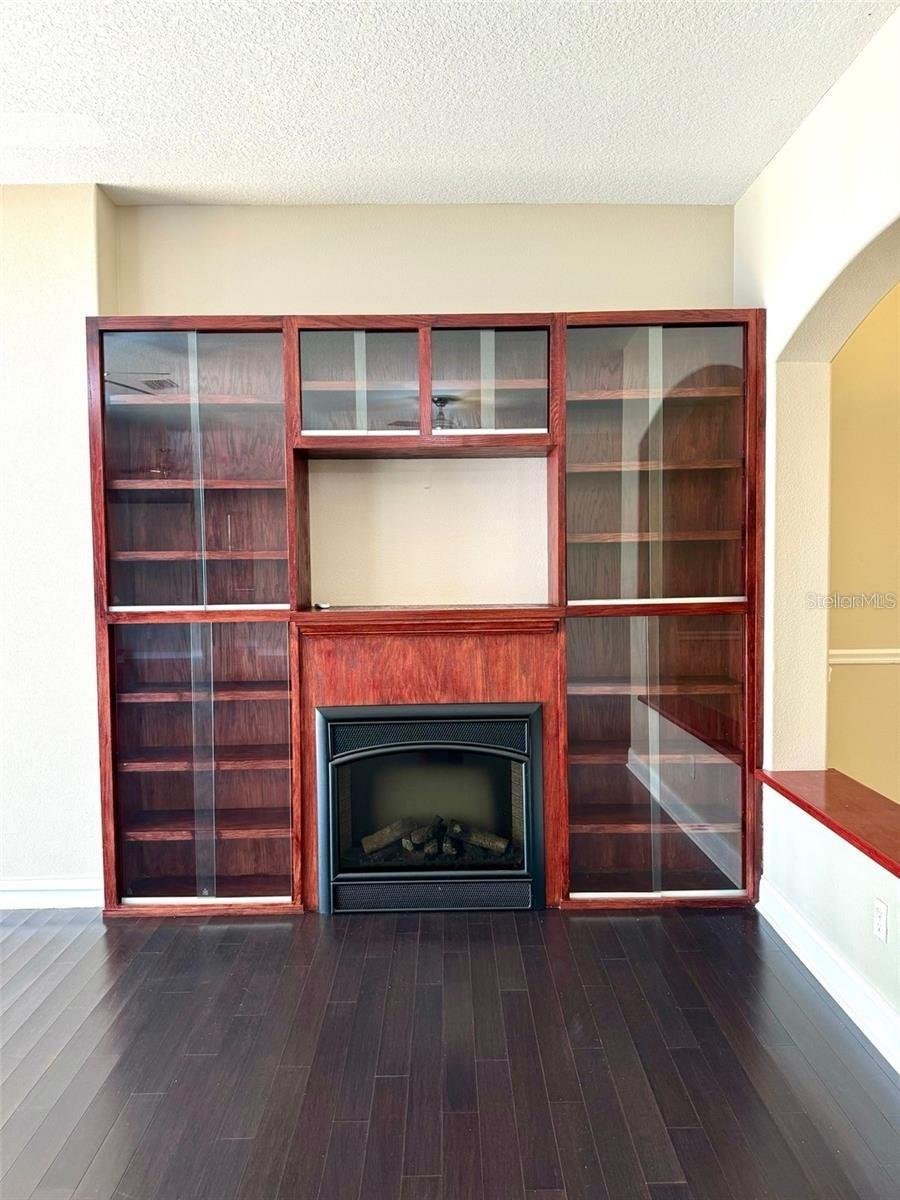 SHERRY BROOK LANE - Residential Lease