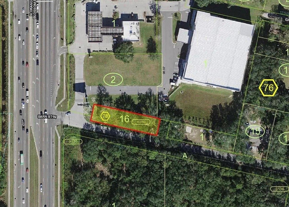Excellent opportunity to acquire or lease commercial vacant land located on O Barn St, Kissimmee, FL 34741, in a high-traffic area with continuous growth. Ideal for a variety of commercial uses (buyer or tenant to verify zoning and permitted uses with the County).
Prime location with easy access to major roads, surrounding businesses, and residential communities. Seller wants to Sale or rent. A unique opportunity for investors or business owners looking to establish or expand in one of Kissimmee’s most dynamic. commercial corridors.