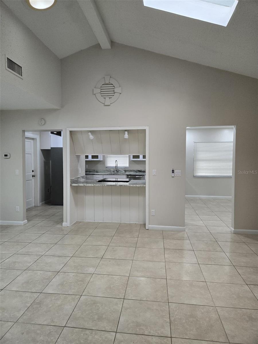 NORTHDALE SEC J - Residential Lease