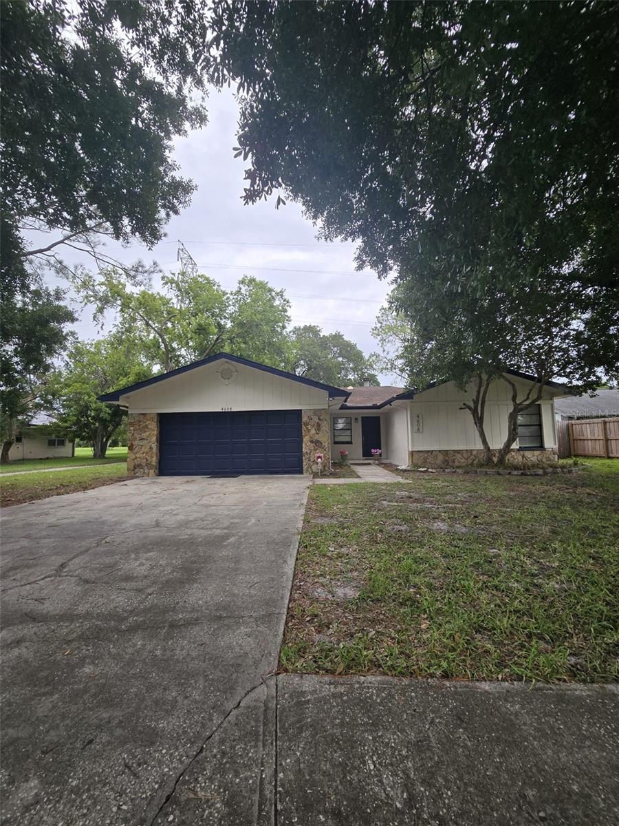 NORTHDALE SEC J - Residential Lease