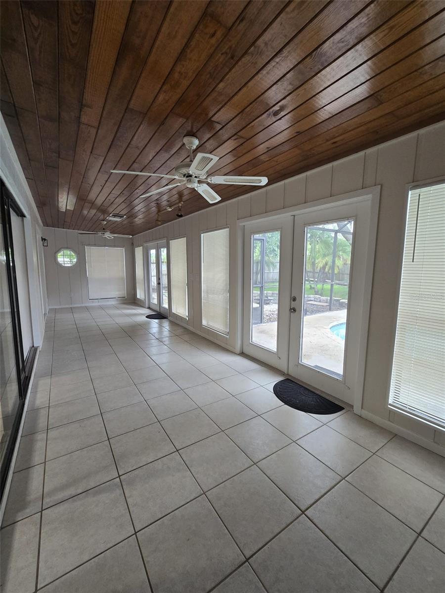 NORTHDALE SEC J - Residential Lease