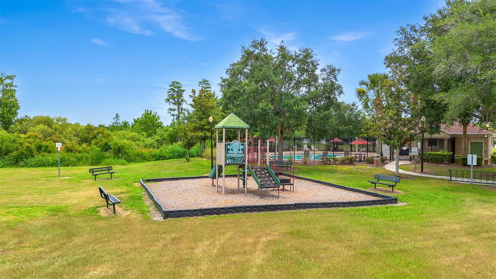 HAMMOCK TRAILS - Residential Lease