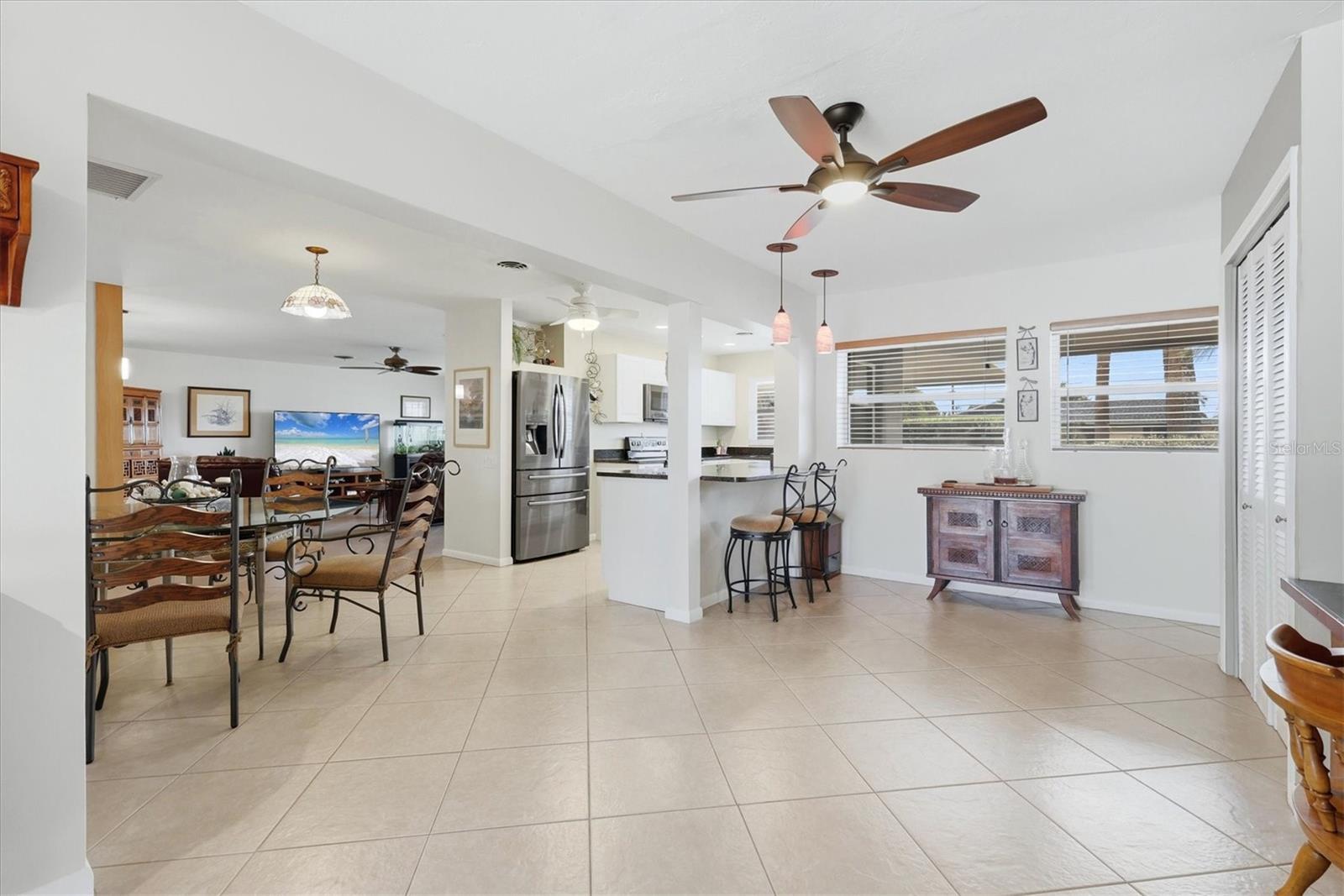 SOUTH GATE - Residential