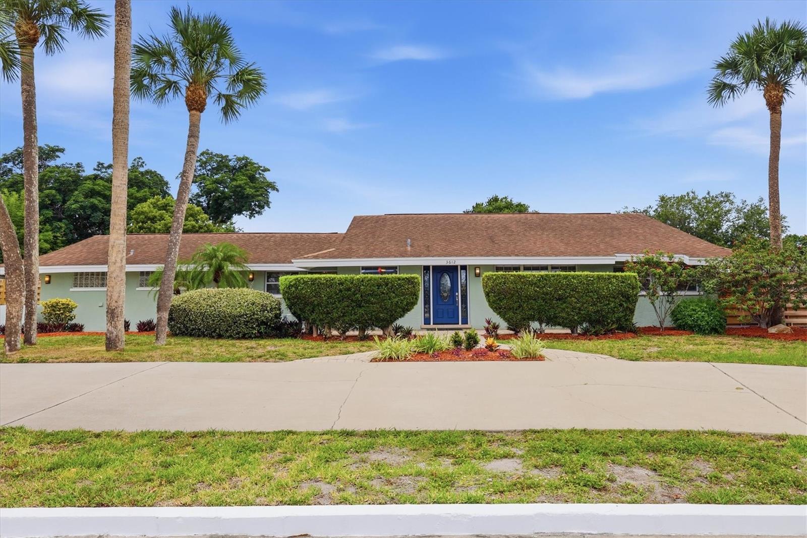 SOUTH GATE - Residential