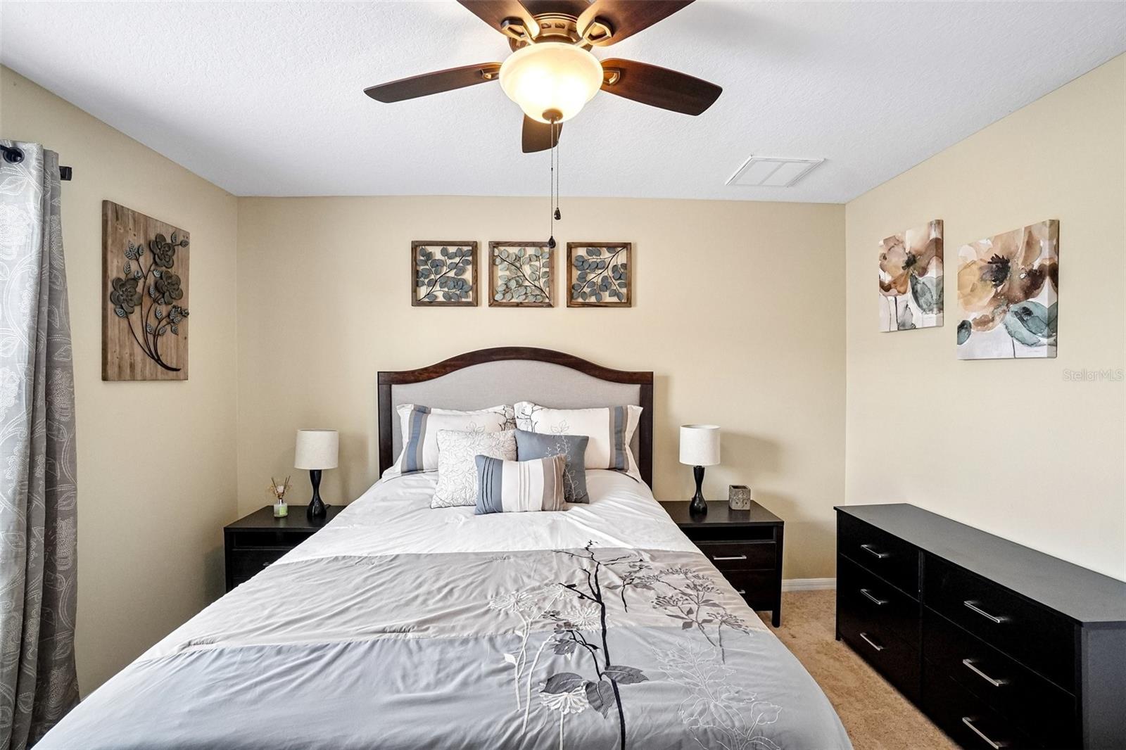 PALM COVE PH 2 - Residential