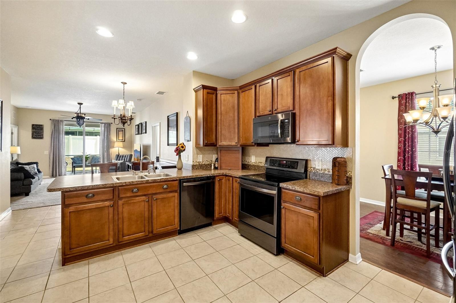 PALM COVE PH 2 - Residential