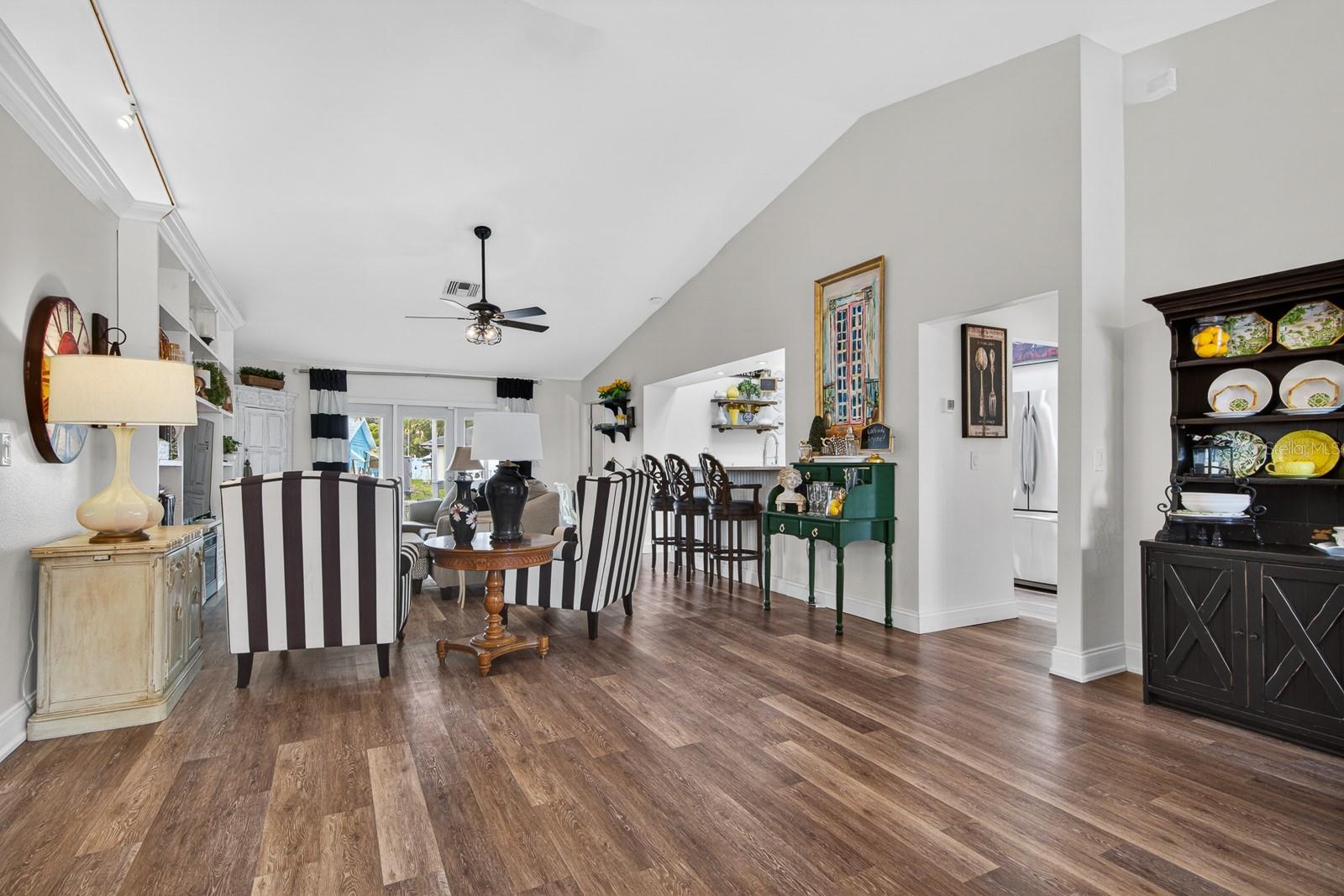 LAKE SHORE ESTATES 5TH ADD - Residential
