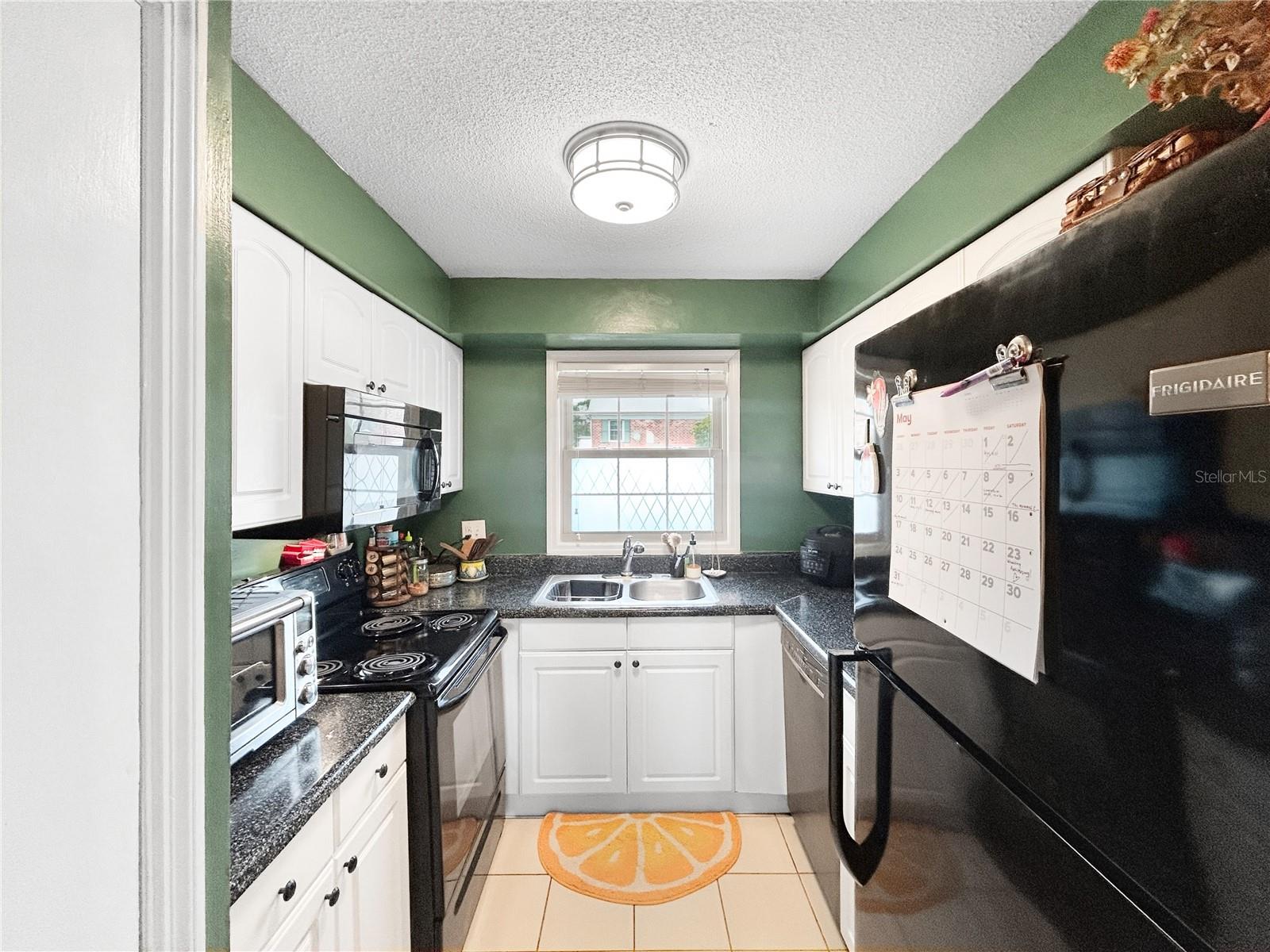 LAKE HOWELL ARMS CONDO - Residential