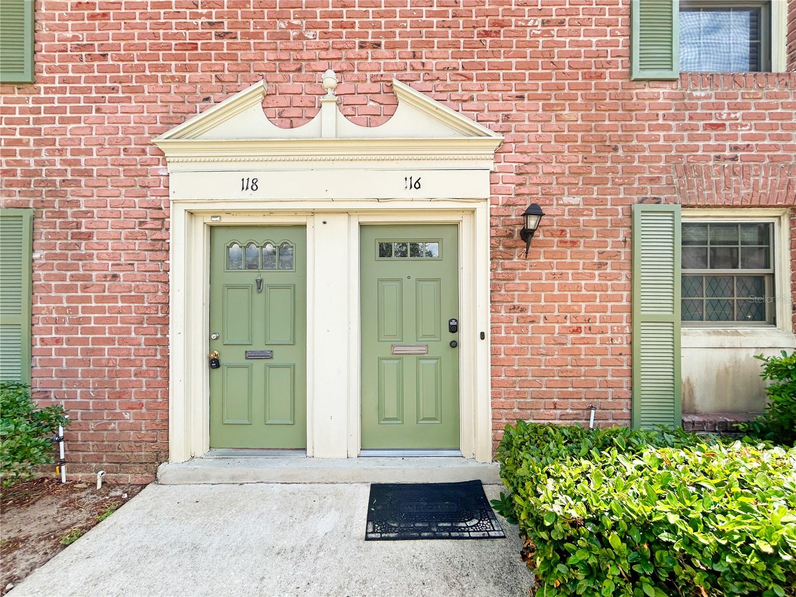 LAKE HOWELL ARMS CONDO - Residential