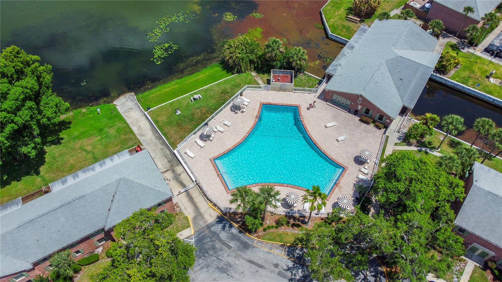 LAKE HOWELL ARMS CONDO - Residential