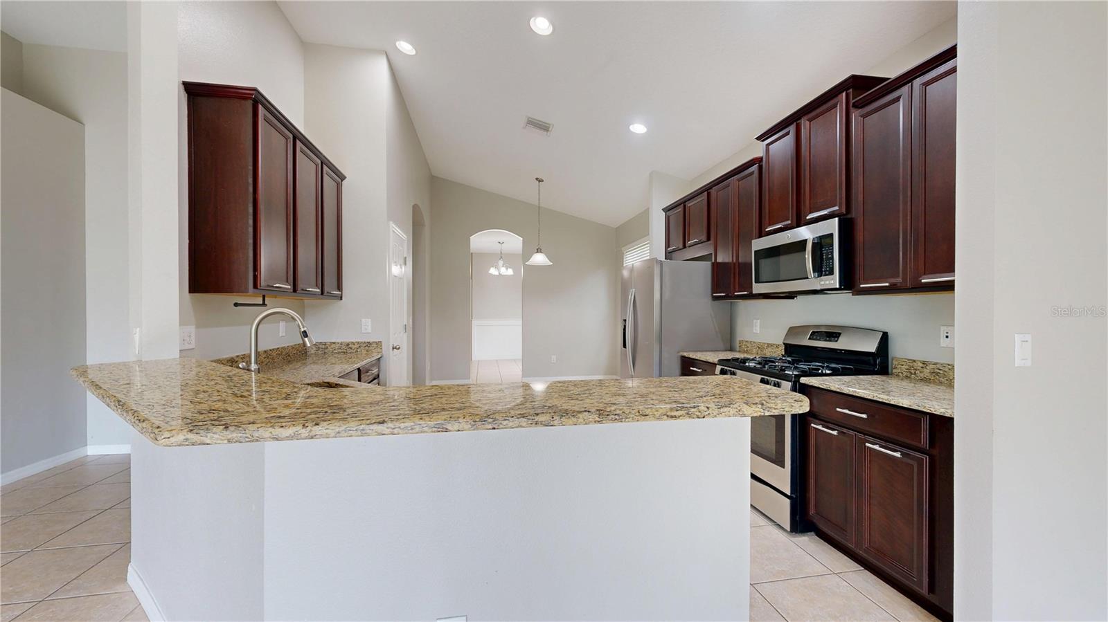 CONNERTON VILLAGE 2 PRCL 201 - Residential Lease