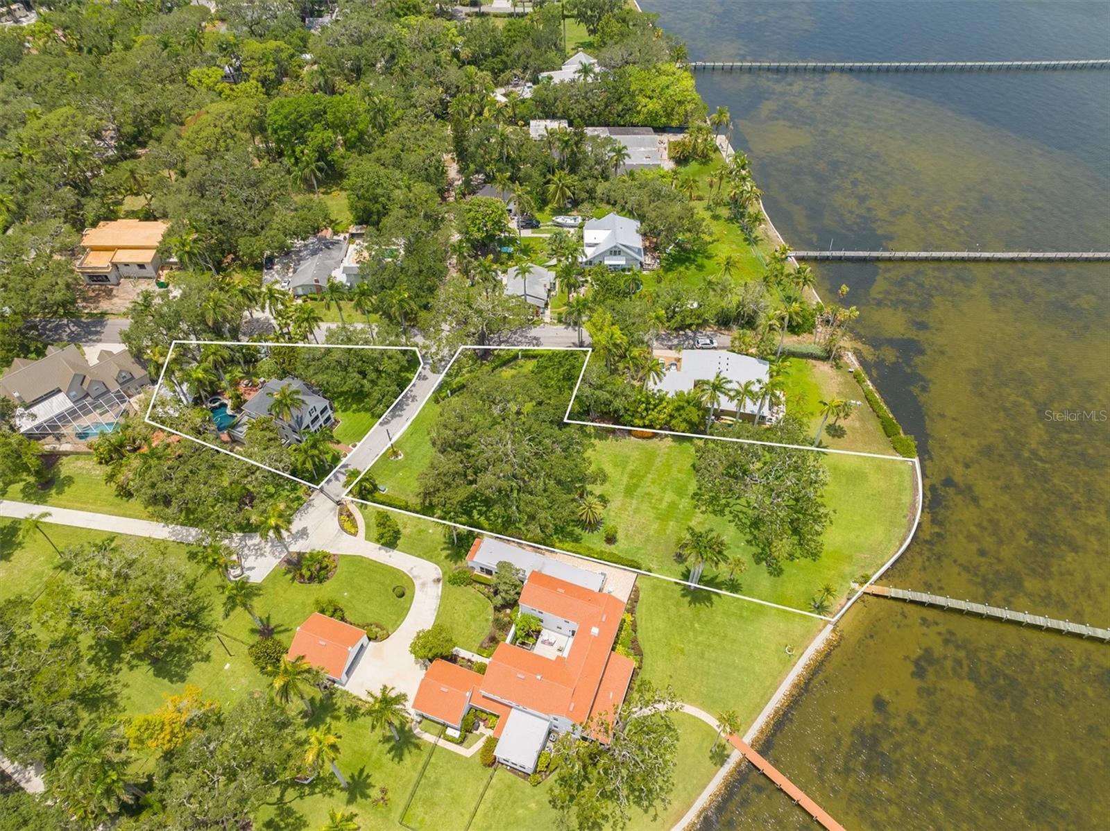 BRADEN COURT - Residential