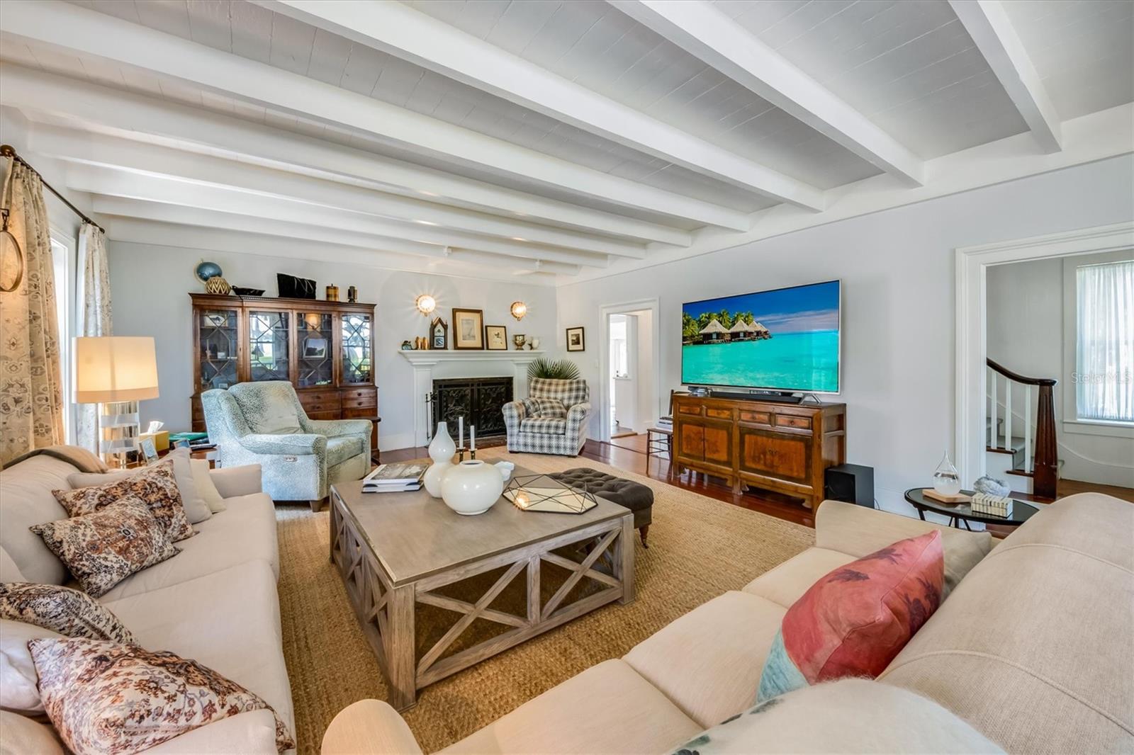 BRADEN COURT - Residential