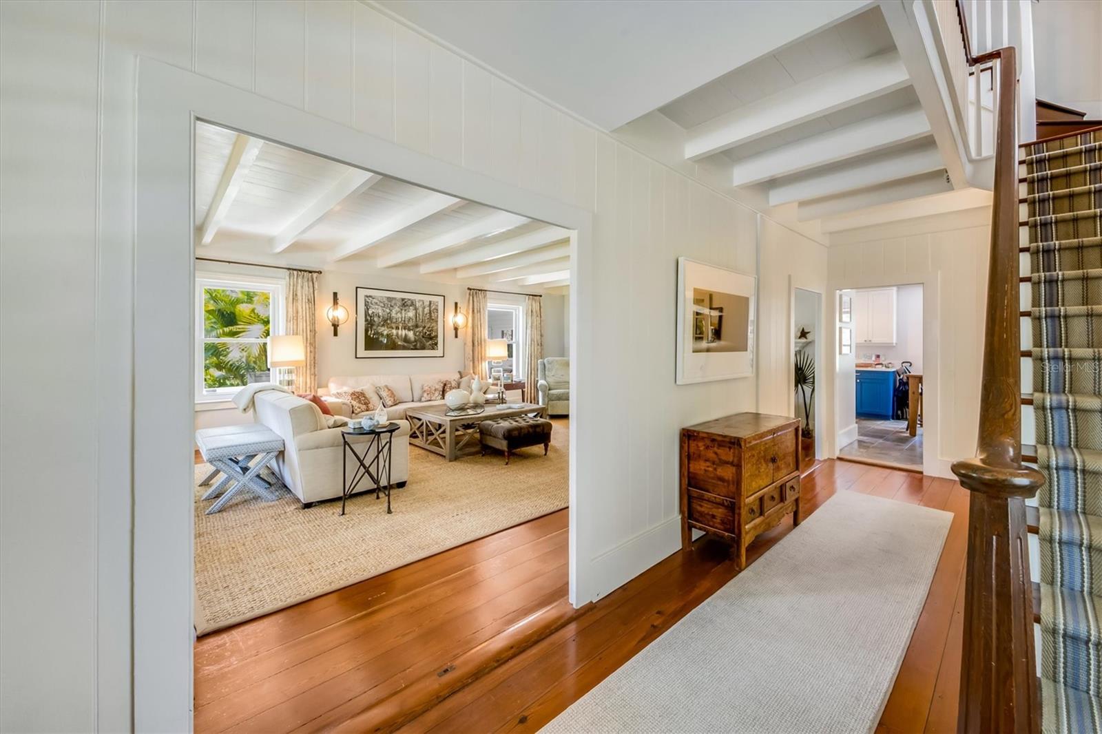 BRADEN COURT - Residential
