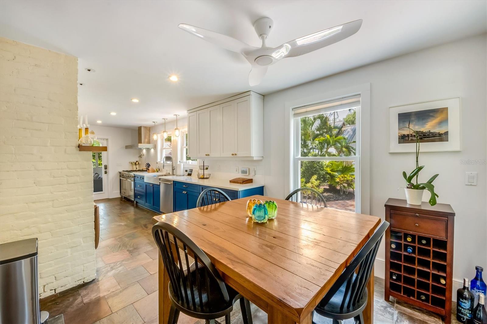 BRADEN COURT - Residential