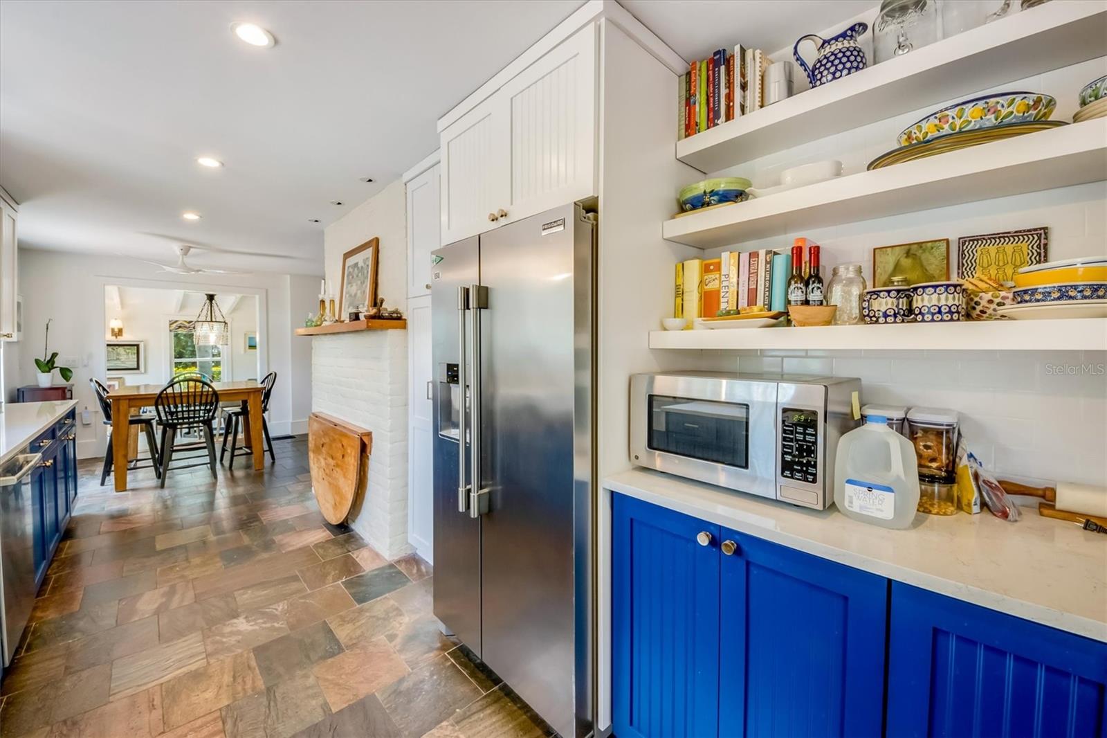 BRADEN COURT - Residential