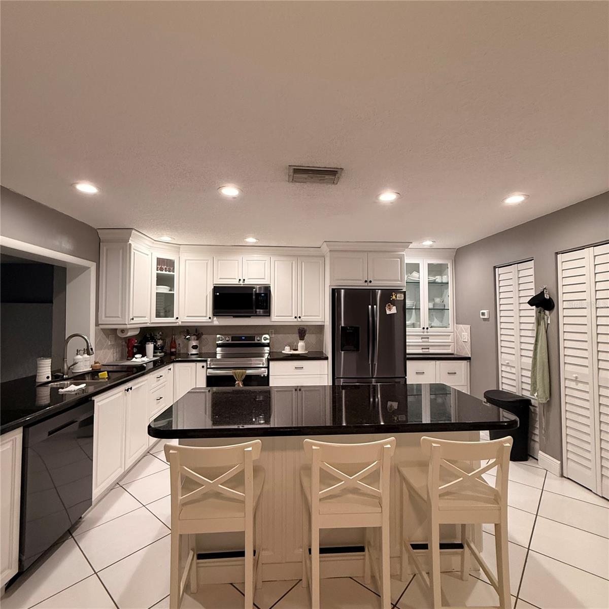 DEER RUN SPGS CONDO - Residential