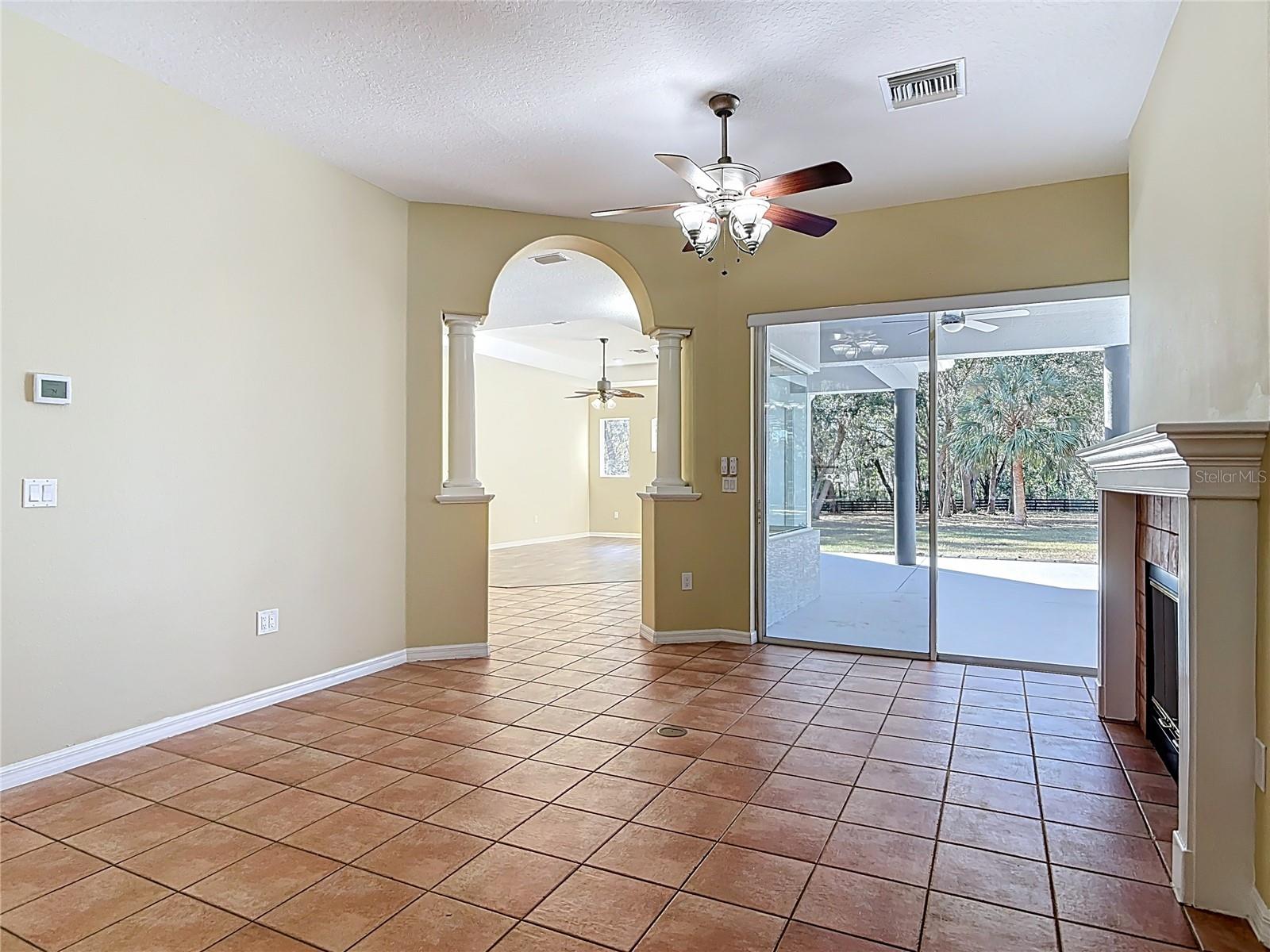 FRUITLAND PARK WINGSPREAD SUB - Residential