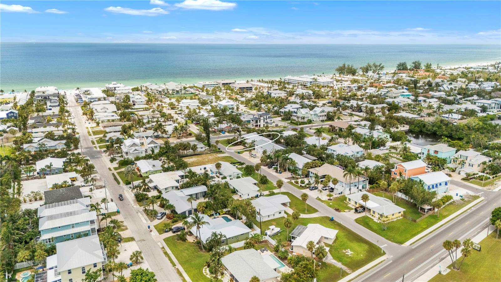 67TH COASTAL COTTAGES OR2448/1887 - Residential