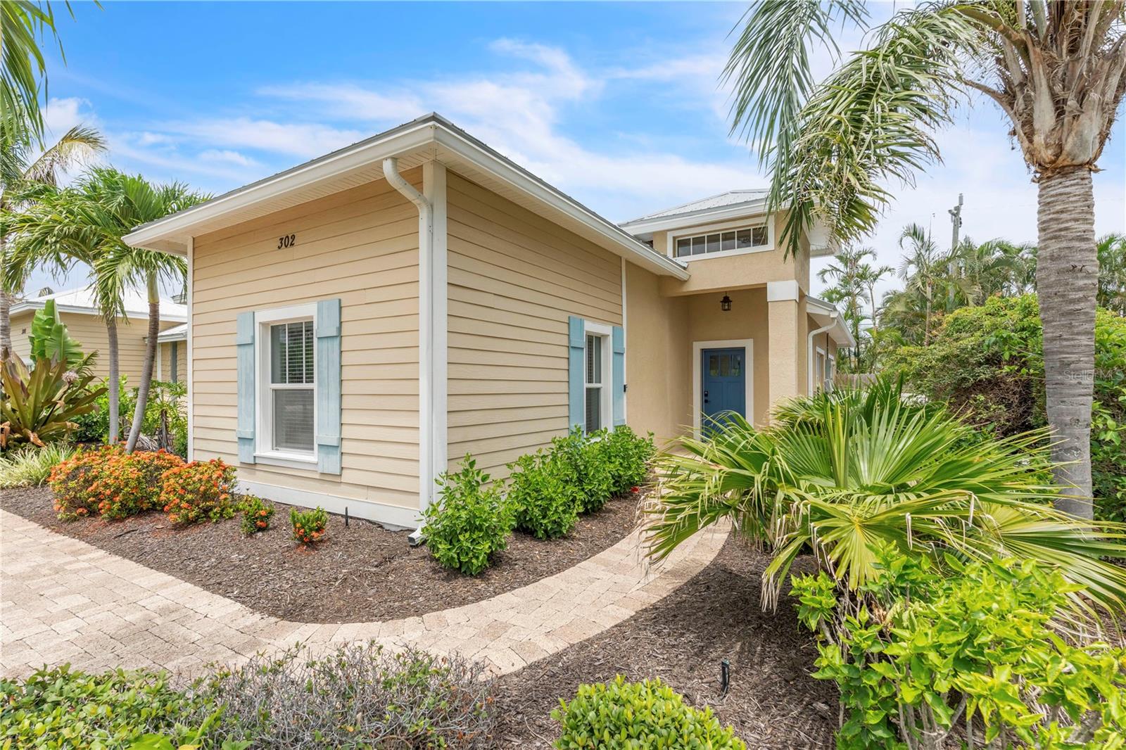67TH COASTAL COTTAGES OR2448/1887 - Residential