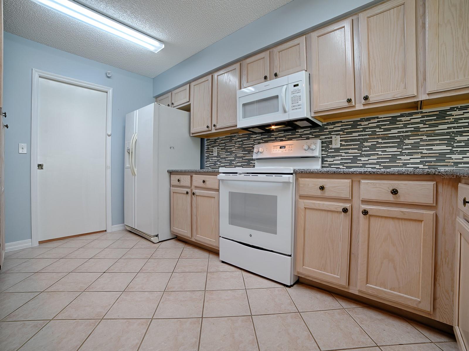 PENNBROOKE PH 01H - Residential