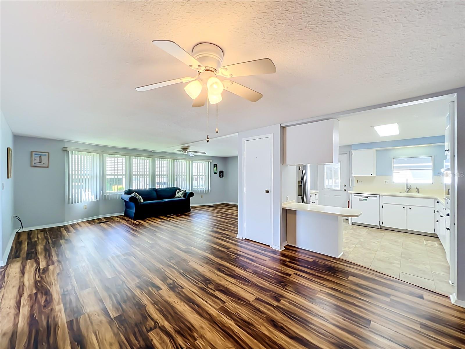 DORA PINES UNIT 3 - Residential