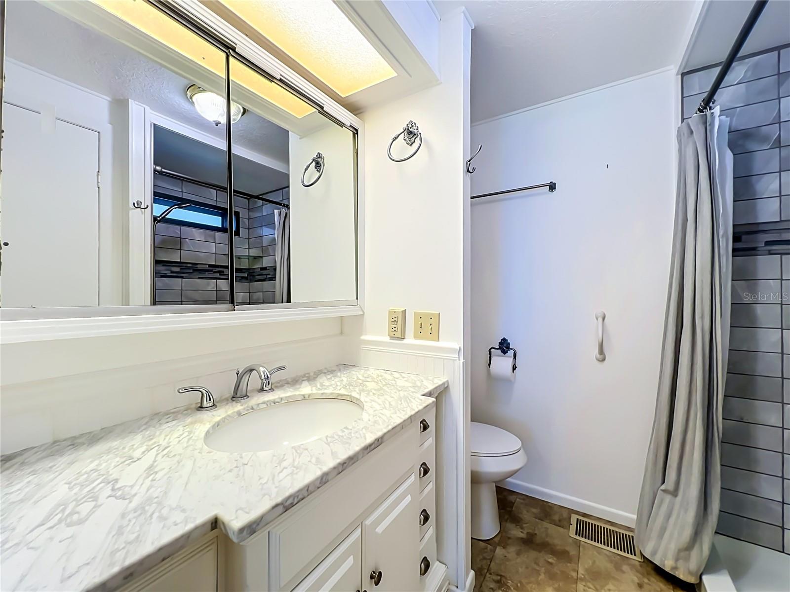 DORA PINES UNIT 3 - Residential