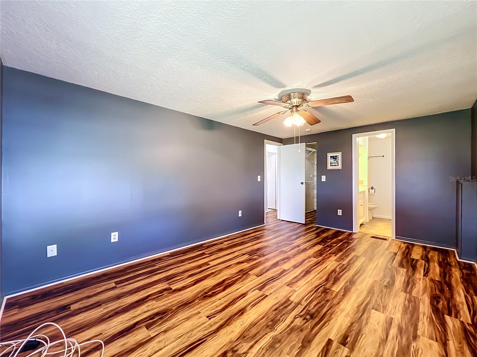 DORA PINES UNIT 3 - Residential