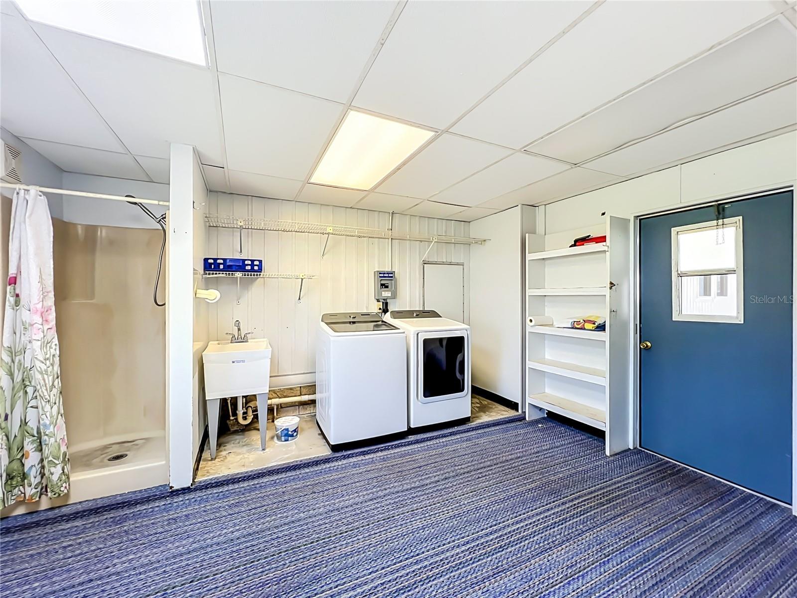 DORA PINES UNIT 3 - Residential