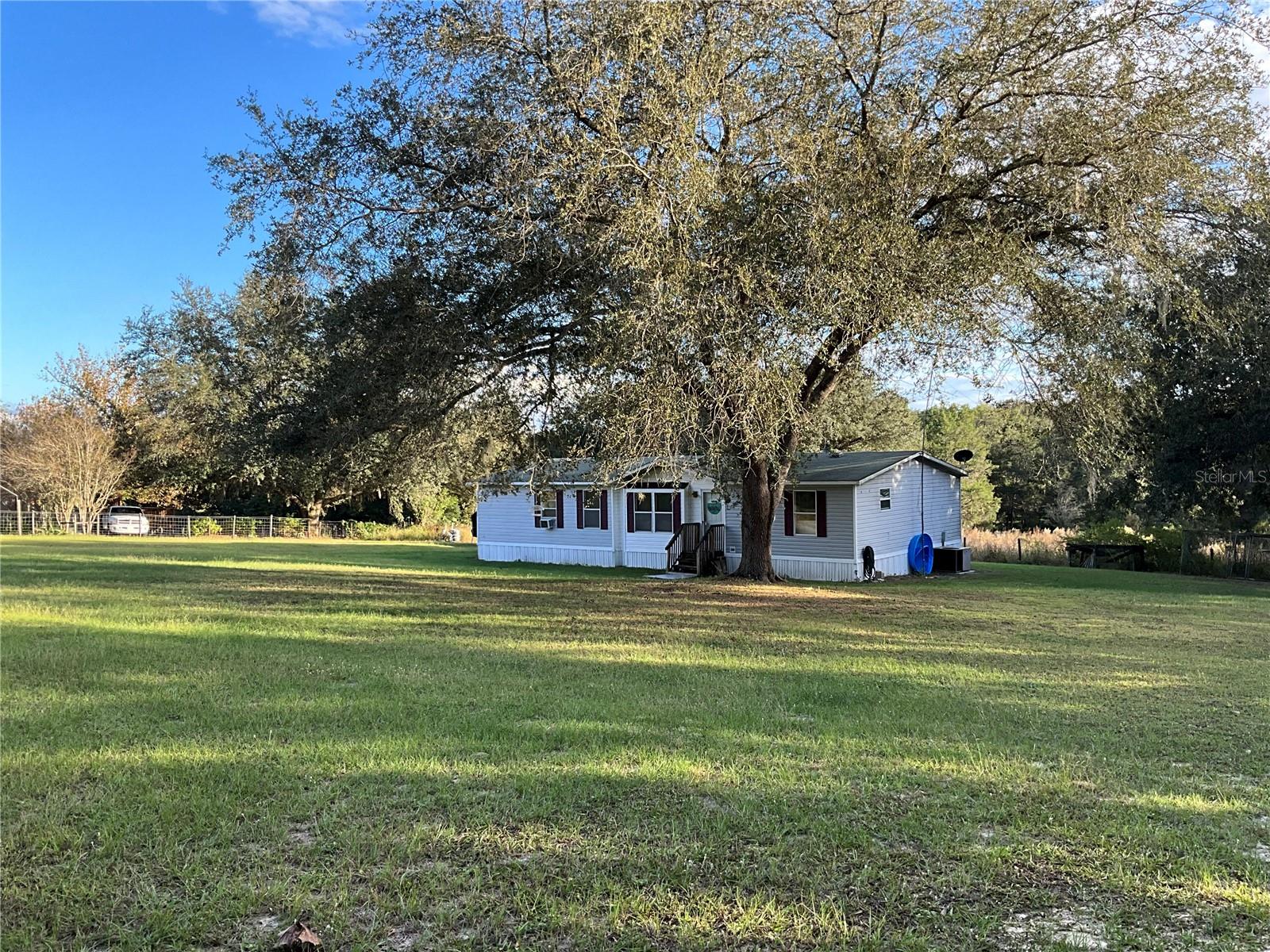 SOUTH LAKE WEIR - Residential