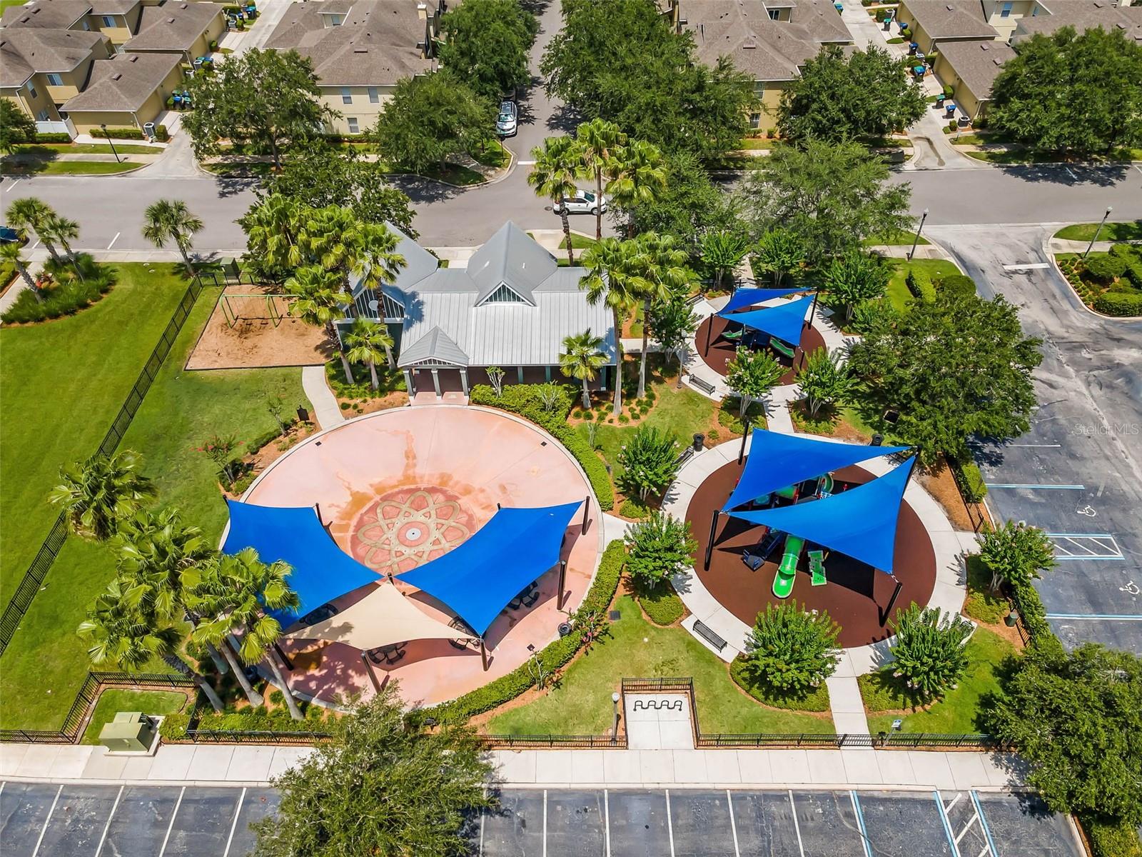 AVALON PARK VILLAGE 05 51 58 - Residential