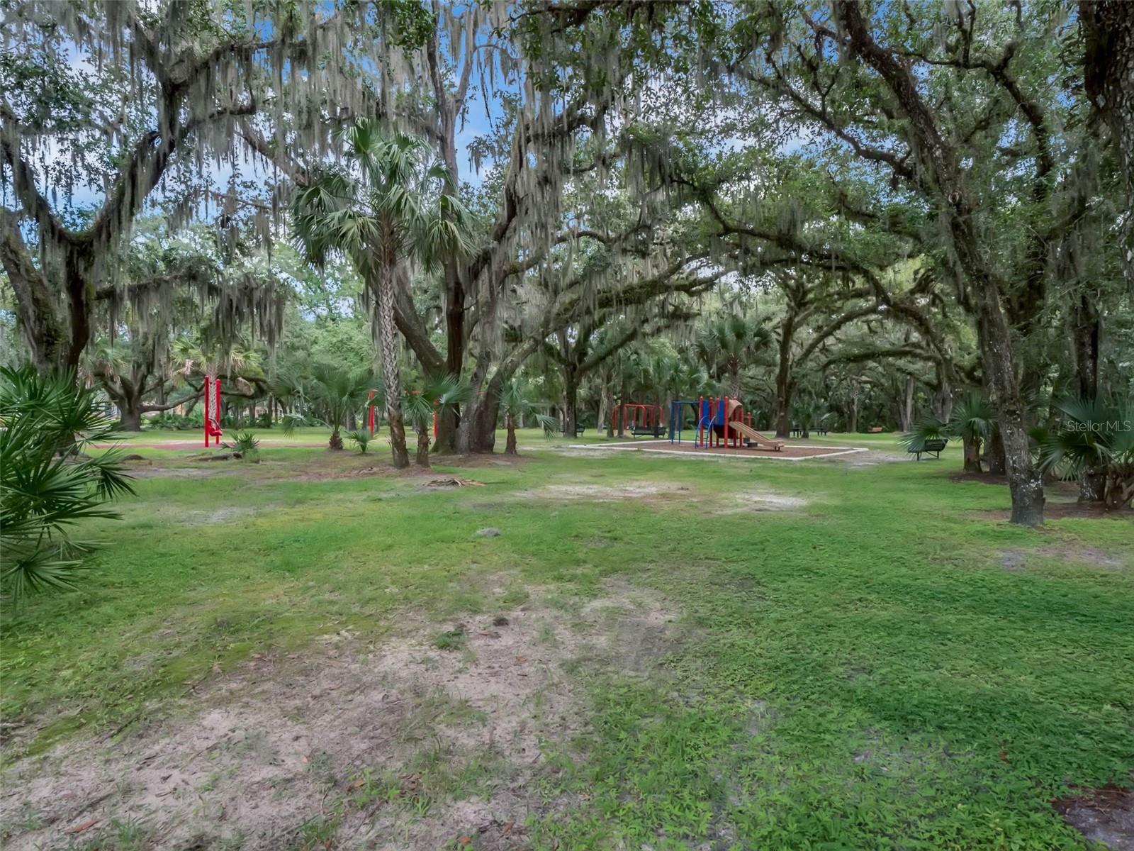 AVALON PARK VILLAGE 05 51 58 - Residential