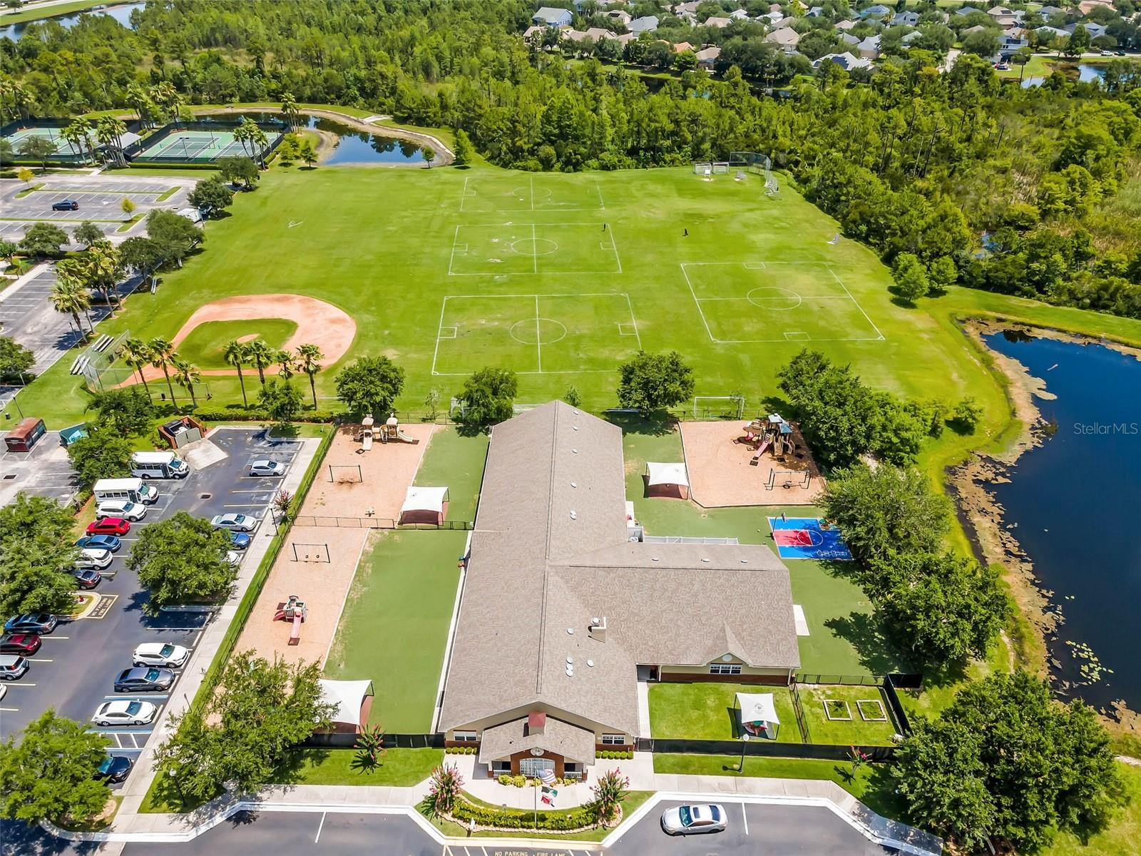 AVALON PARK VILLAGE 05 51 58 - Residential