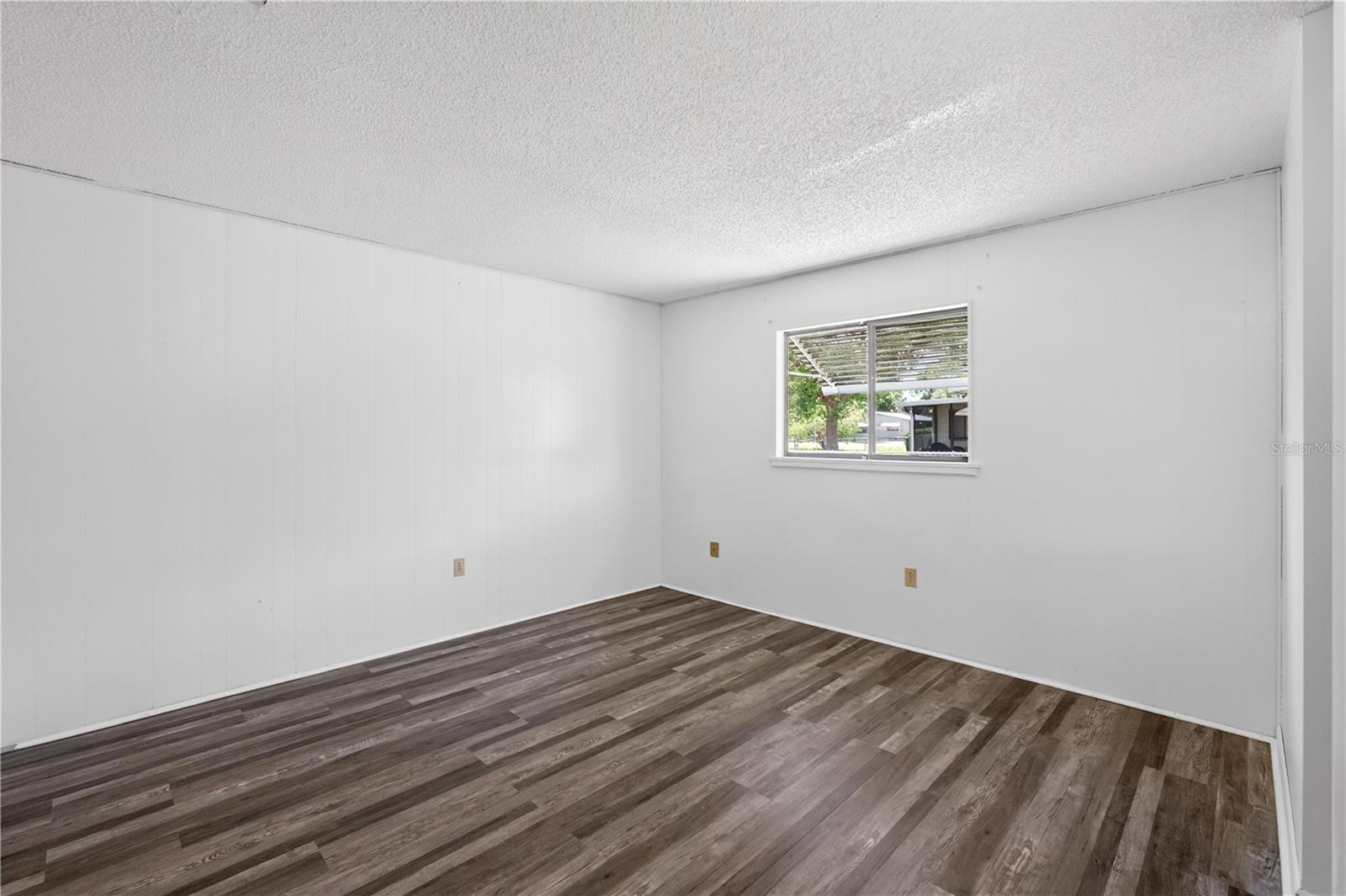 PINE RUN ESTATE - Residential