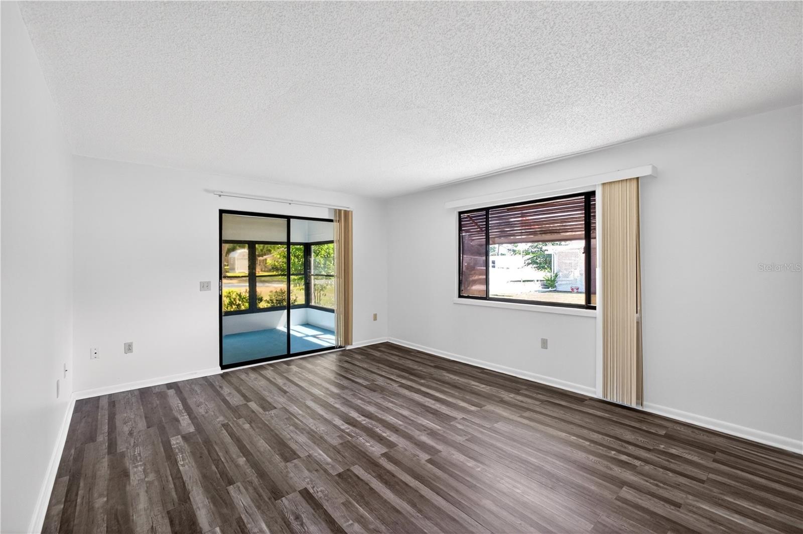 PINE RUN ESTATE - Residential