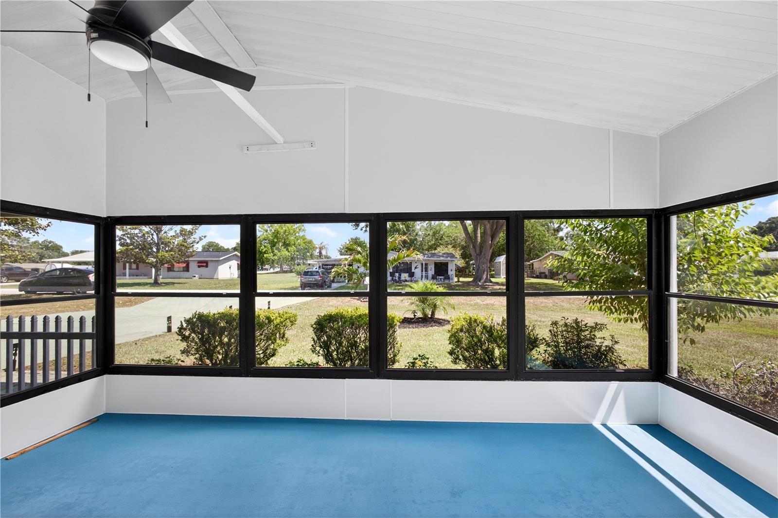 PINE RUN ESTATE - Residential