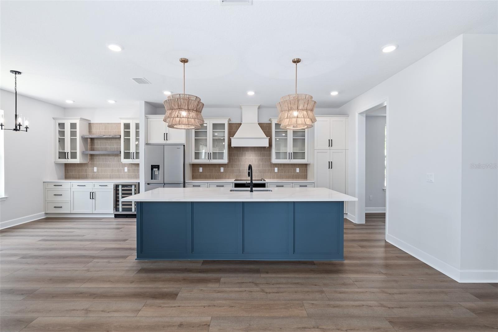 MICKLER'S WINDANTIDE - Residential
