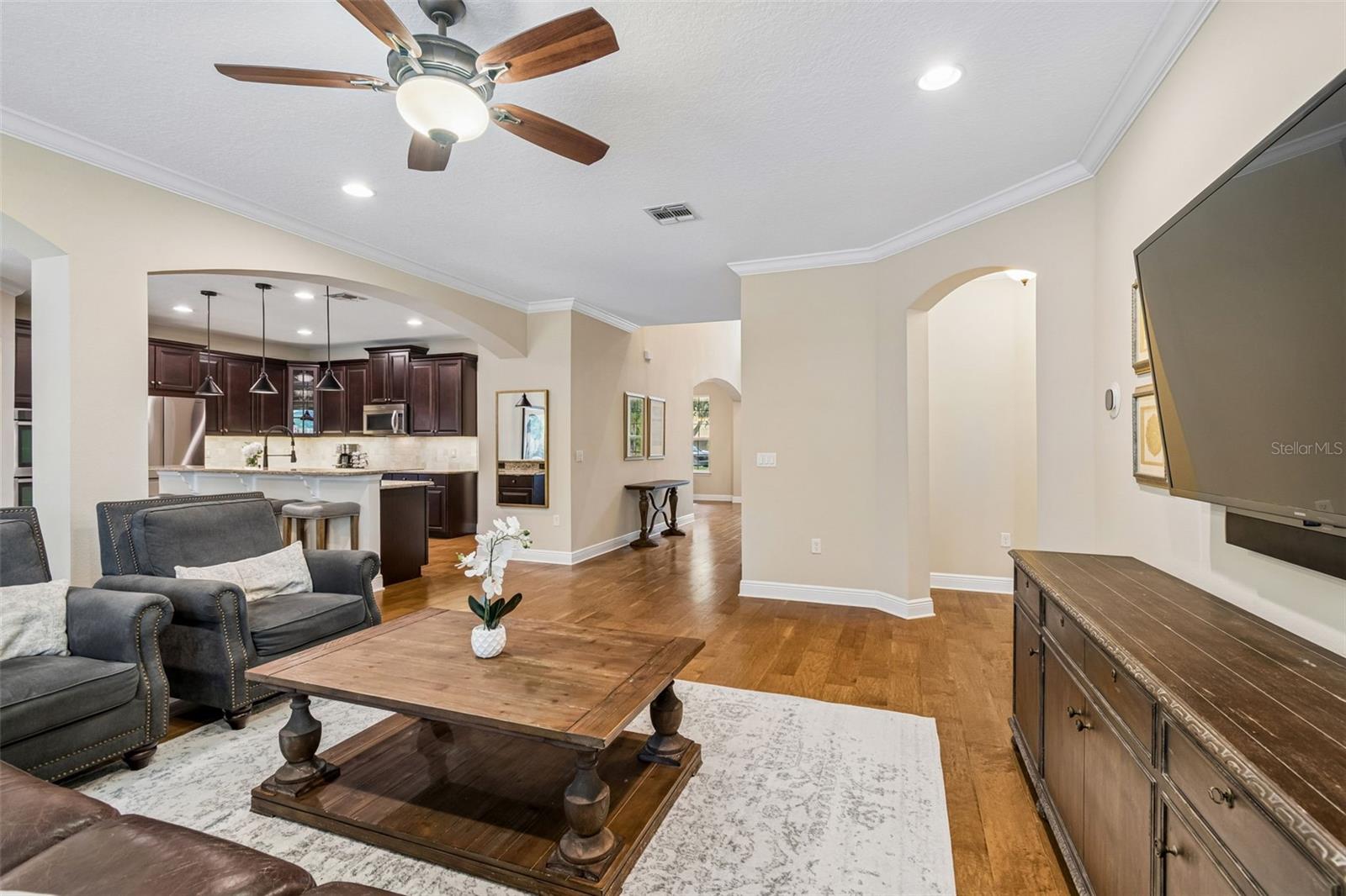 BELLA CASA - Residential