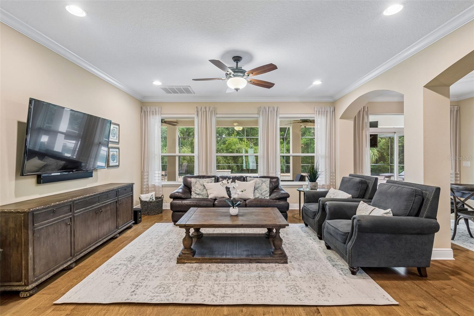 BELLA CASA - Residential