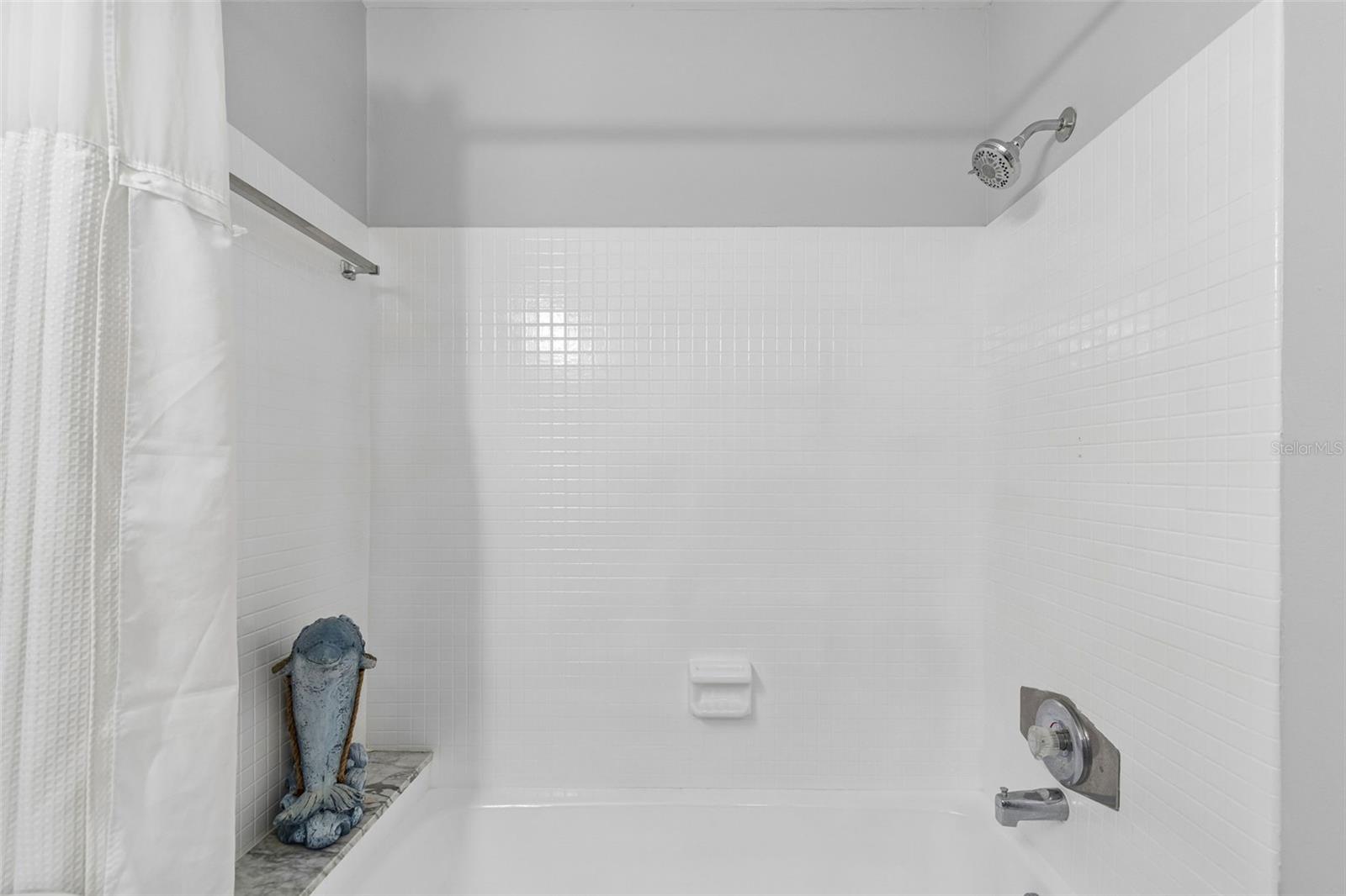 HARBOUR CLUB CONDO 3 - Residential
