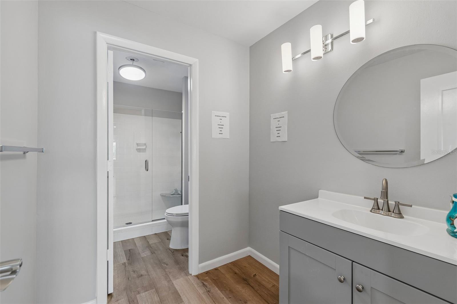 HARBOUR CLUB CONDO 3 - Residential