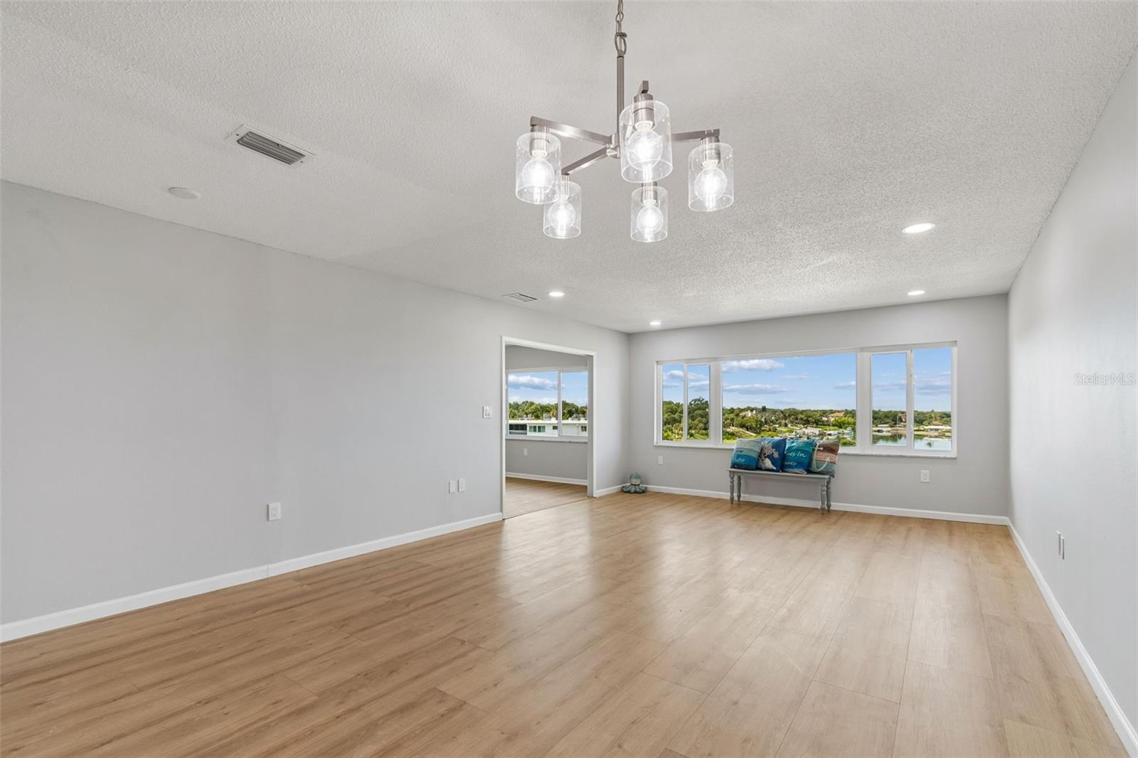 HARBOUR CLUB CONDO 3 - Residential