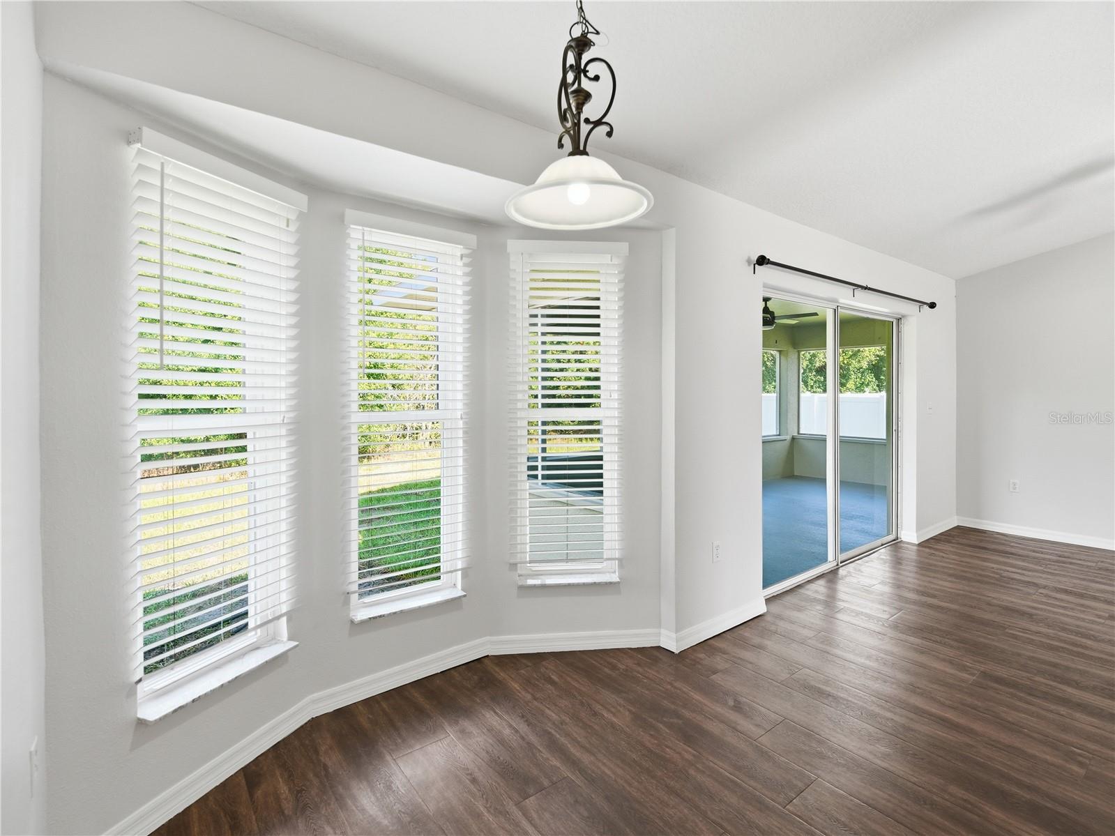 SWEETWATER CREEK UNIT 2 - Residential Lease