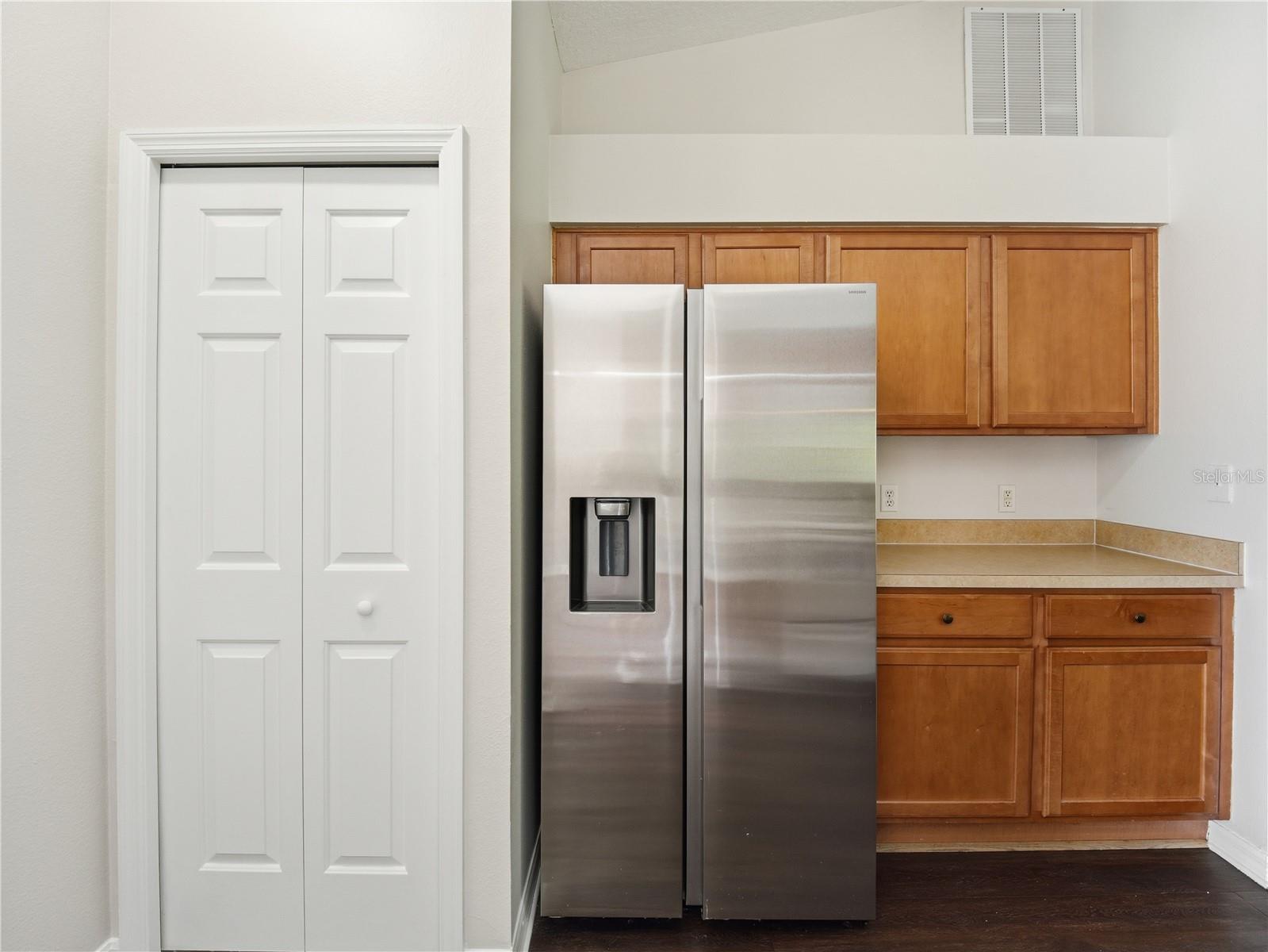 SWEETWATER CREEK UNIT 2 - Residential Lease