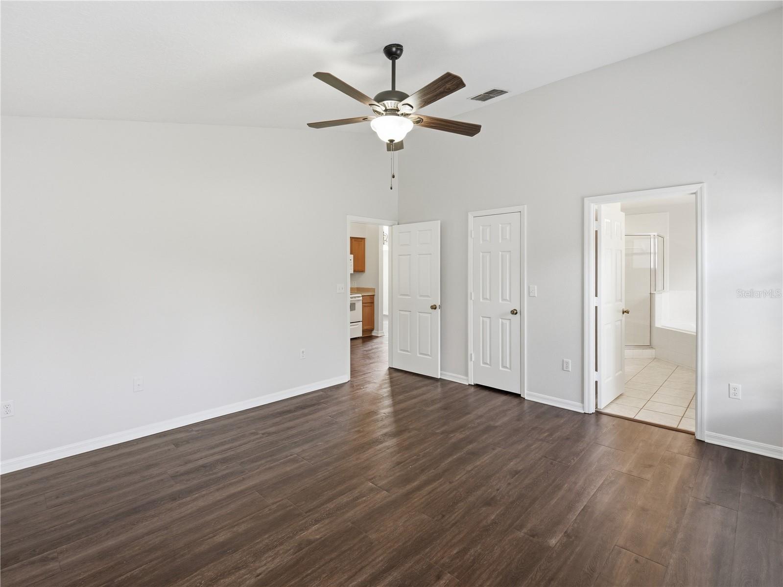 SWEETWATER CREEK UNIT 2 - Residential Lease