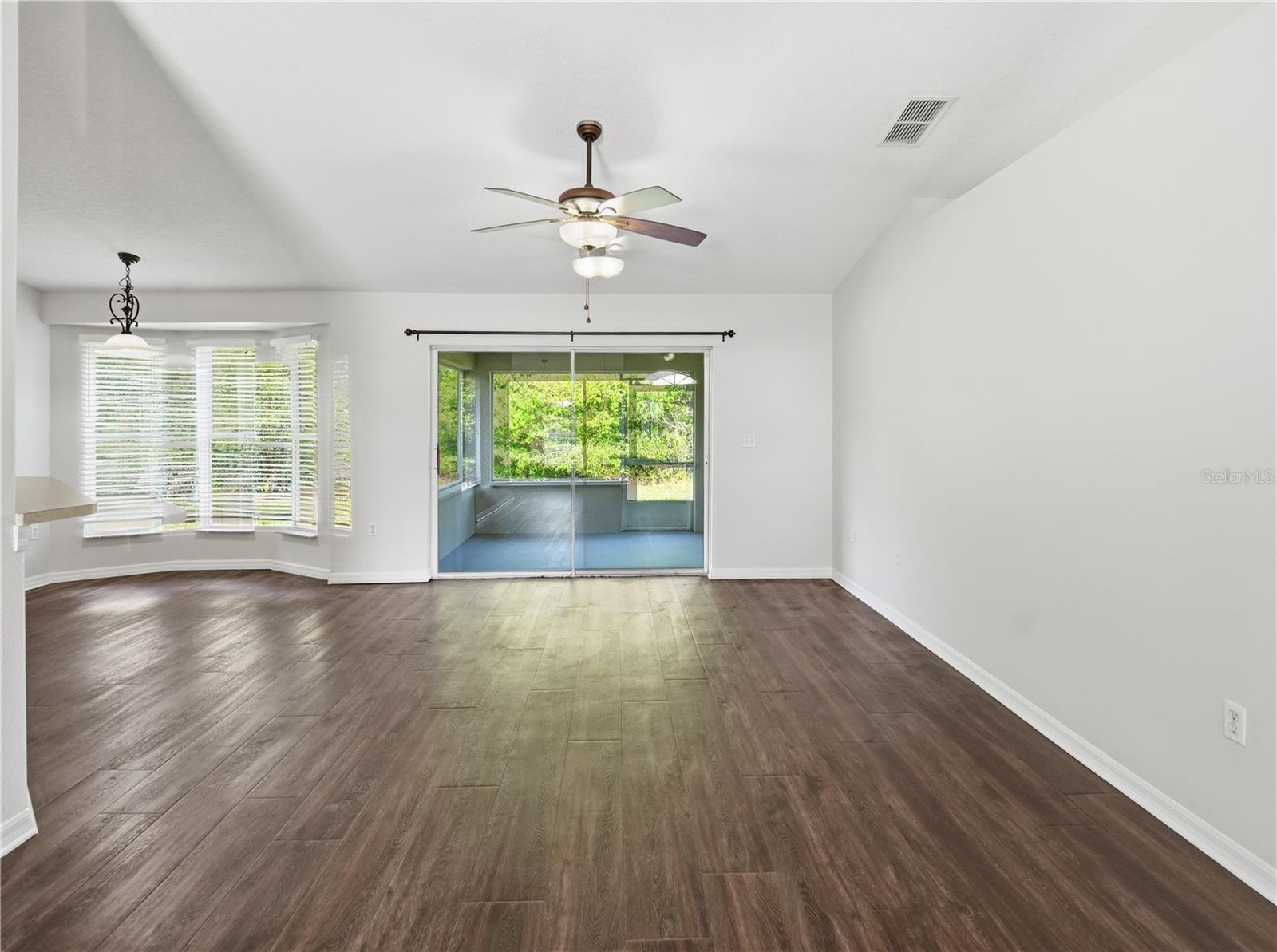 SWEETWATER CREEK UNIT 2 - Residential Lease