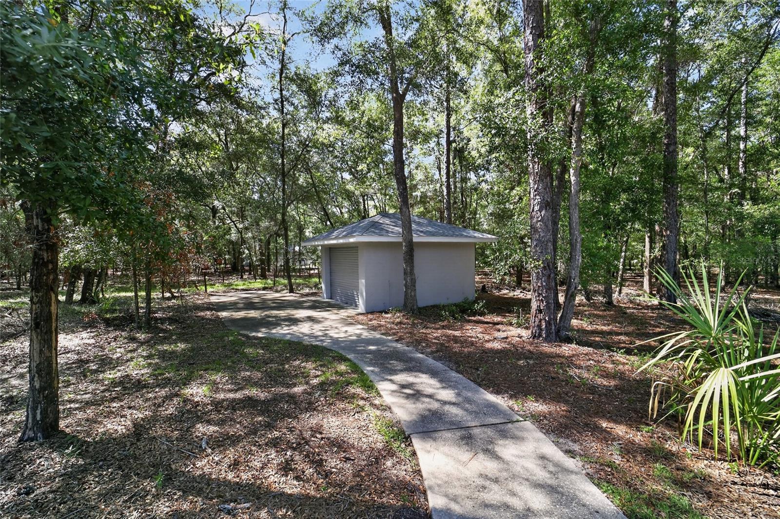 RAINBOW SPRINGS THE FOREST - Residential