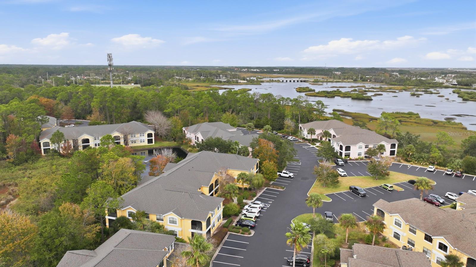VISTA COVE - Residential